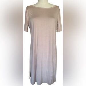 Missguided Beige Short Sleeve Long Sleep Shirt Size US 6